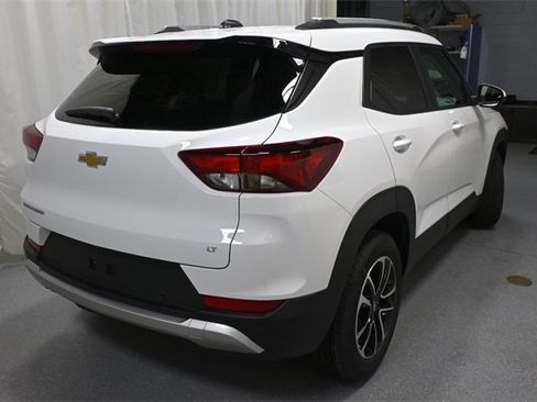 New 2026 Chevrolet TrailBlazer LT w/ Convenience Package image 3
