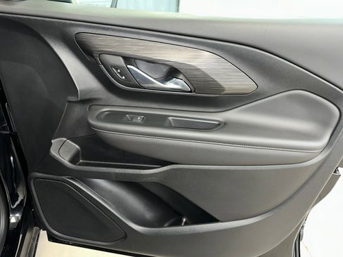 Certified 2023 GMC Terrain SLT w/ LPO, Floor Liner Package image 32