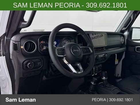 New 2026 Jeep Wrangler Sahara image 9