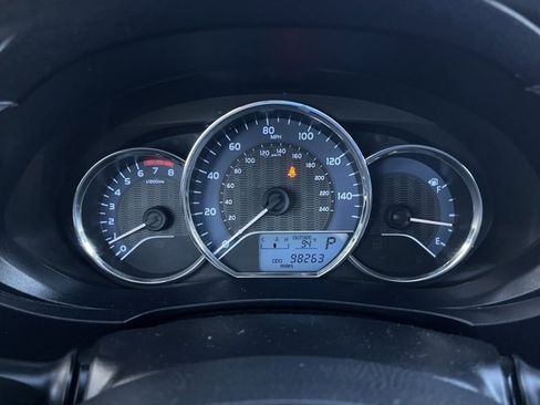 Used 2016 Toyota Corolla LE image 11