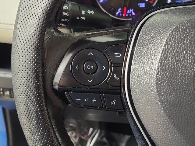 Used 2020 Toyota RAV4 XLE w/ Convenience Package AWD/4WD image 25
