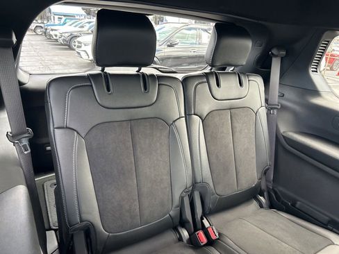 Used 2025 Jeep Grand Cherokee L Altitude RWD image 28