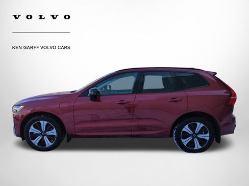 Certified 2023 Volvo XC60 T8 Plus image 7