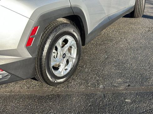 Used 2022 Hyundai Tucson SE image 8