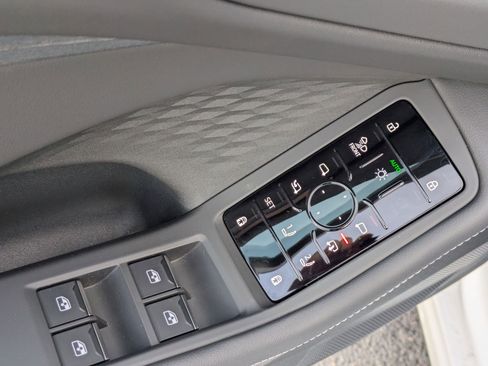 Used 2025 Audi A5 2.0T Premium Plus w/ Premium Plus image 10