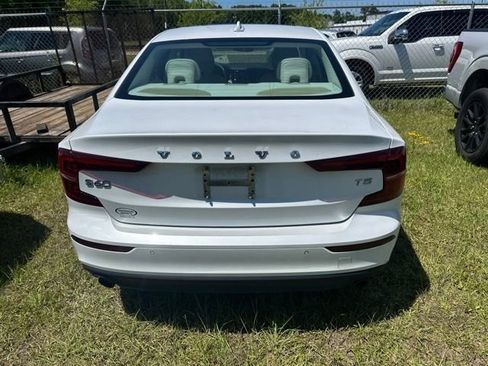 Used 2020 Volvo S60 T5 Momentum FWD image 13