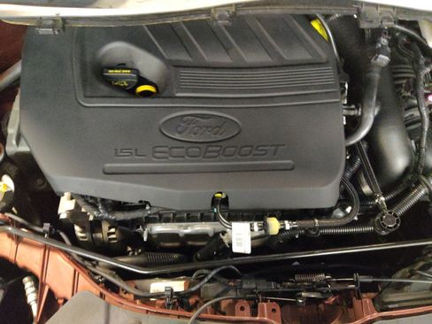 Used 2018 Ford Escape SEL image 30