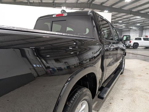 Used 2019 RAM 1500 Laramie image 3