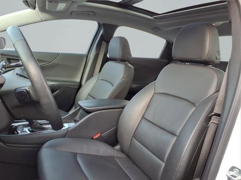 Used 2025 Chevrolet Malibu LT w/ Redline Edition image 21