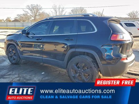 Used 2019 Jeep Cherokee Limited image 3