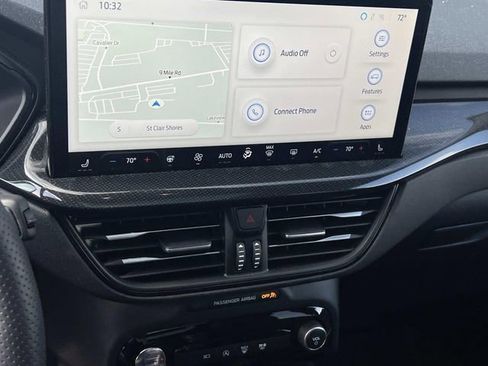 Certified 2024 Ford Escape ST-Line Select w/ Tech Pack #2 image 9