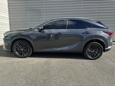 Used 2024 Lexus RX 350 Premium image 2