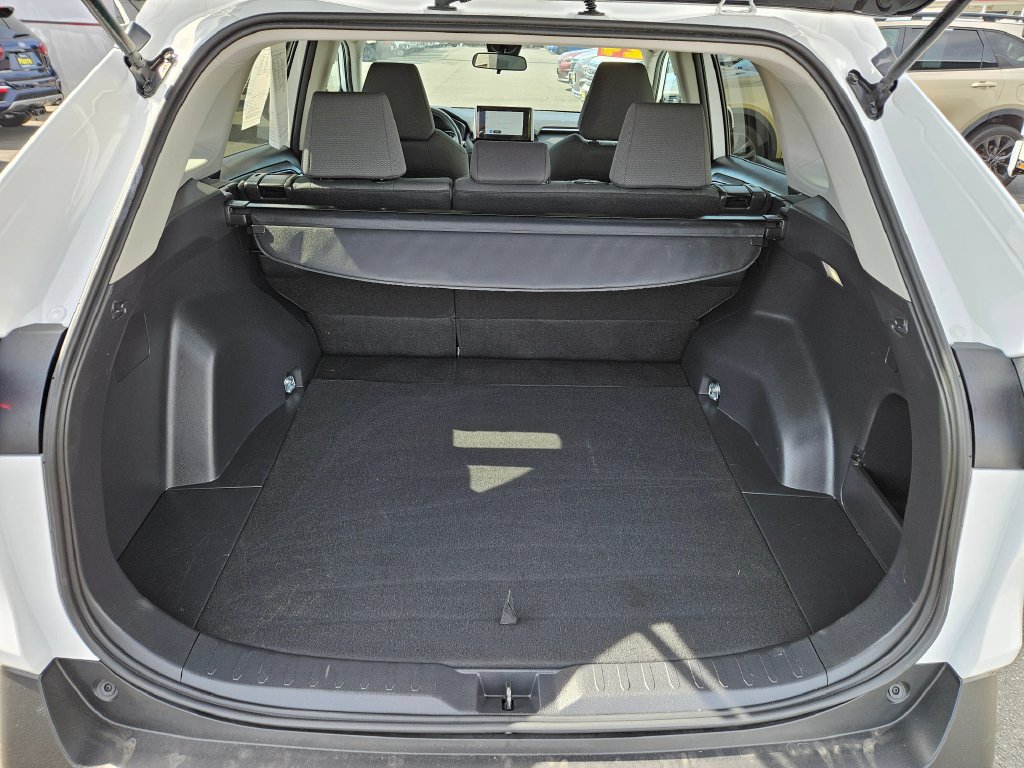 Used 2024 Toyota RAV4 XLE FWD image 12