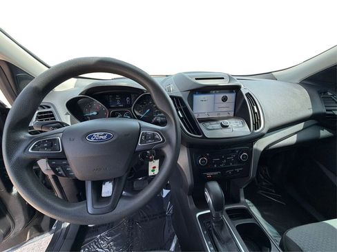 Used 2018 Ford Escape SE w/ SE Sync 3 Package AWD/4WD image 30