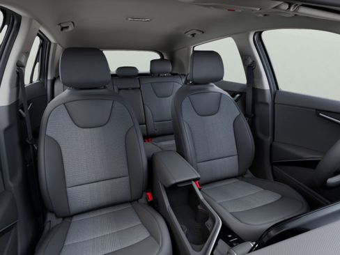 New 2026 Kia Niro EX FWD image 11