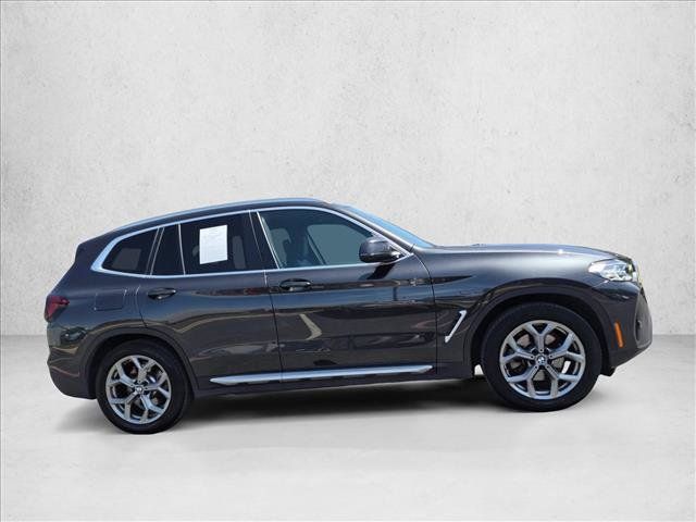Used 2023 BMW X3 xDrive30i AWD/4WD image 4
