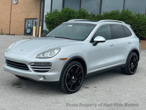 Used 2011 Porsche Cayenne AWD/4WD image 3