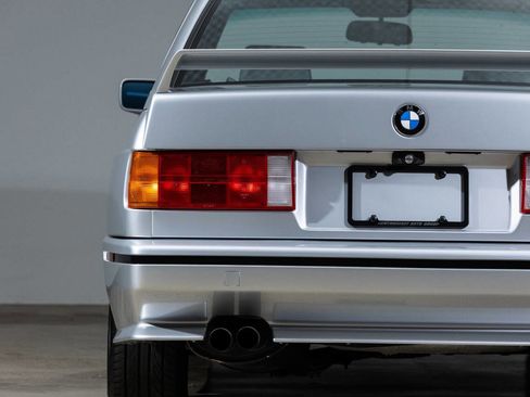 Used 1990 BMW M3 Coupe image 18