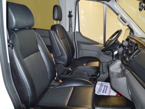 Used 2025 Ford Transit 350 XL RWD image 11