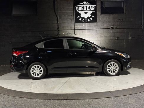 Used 2021 Hyundai Accent SEL image 6
