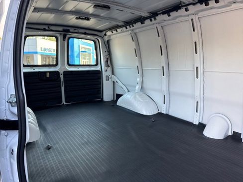 New 2025 Chevrolet Express 3500 Extended w/ Driver Convenience Package image 14