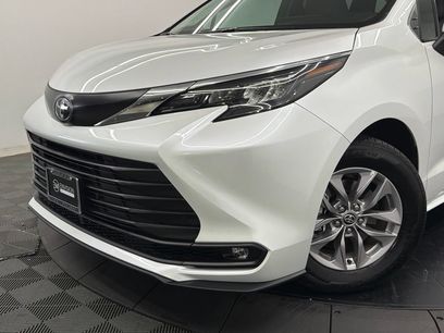 Certified 2026 Toyota Sienna XLE