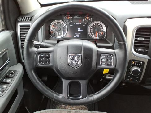 Used 2015 RAM 1500 Big Horn AWD/4WD image 22