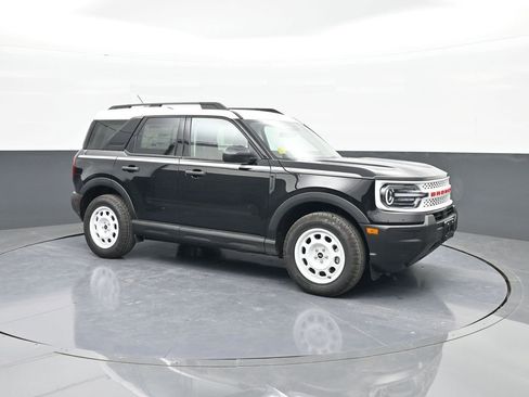 New 2025 Ford Bronco Sport Heritage image 1