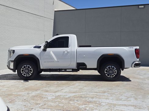 Used 2024 GMC Sierra 3500 SLE w/ SLE Convenience Package AWD/4WD image 5