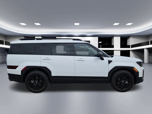 Used 2025 Hyundai Santa Fe XRT image 7