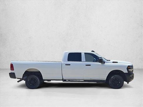 Used 2025 RAM 2500 Tradesman w/ Safety Group AWD/4WD image 4