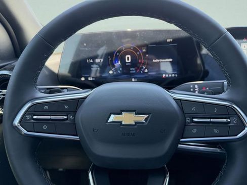 New 2026 Chevrolet Equinox LT w/ Safety and Technology Package FWD image 30