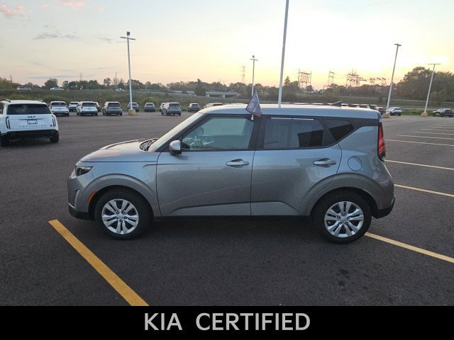 Used 2023 Kia Soul LX FWD image 6