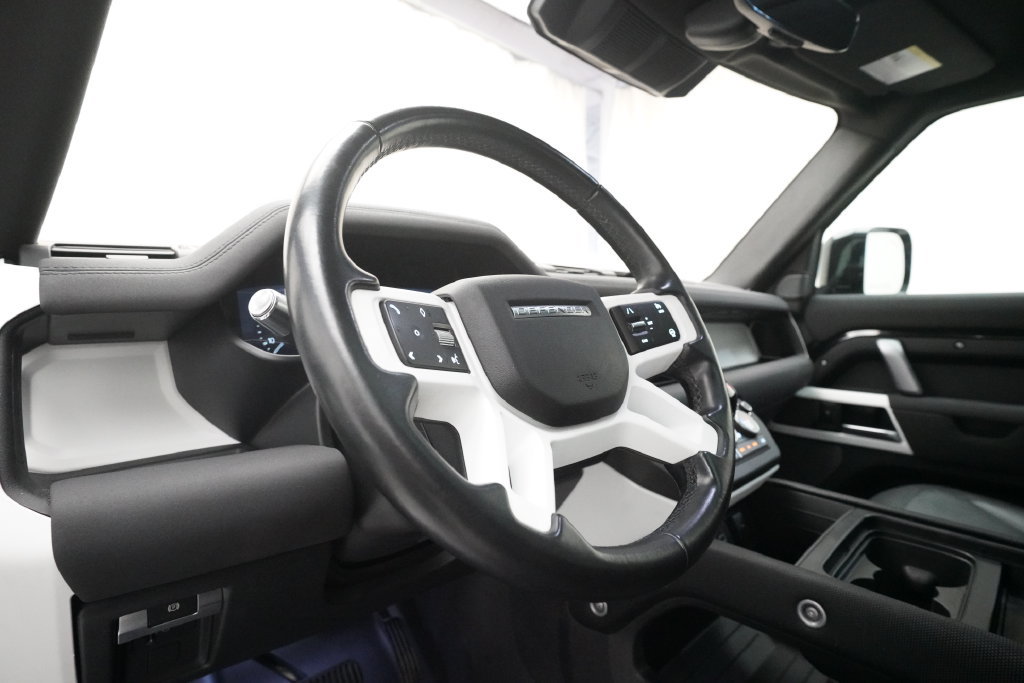 Used 2022 Land Rover Defender 90 X-Dynamic S AWD/4WD image 8