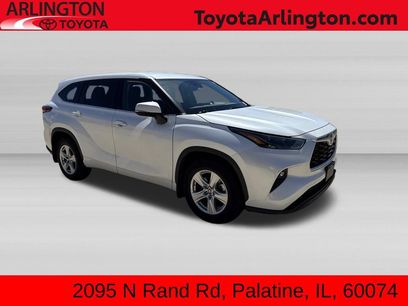 Used 2022 Toyota Highlander LE