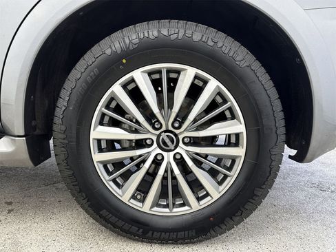 Used 2021 Nissan Armada SL w/ Captain's Chairs Package image 46