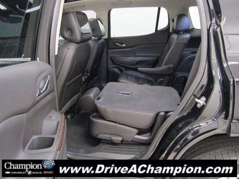 Used 2021 GMC Acadia Denali w/ Denali Ultimate Package image 22