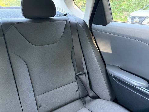 Used 2025 Kia K4 FWD image 36