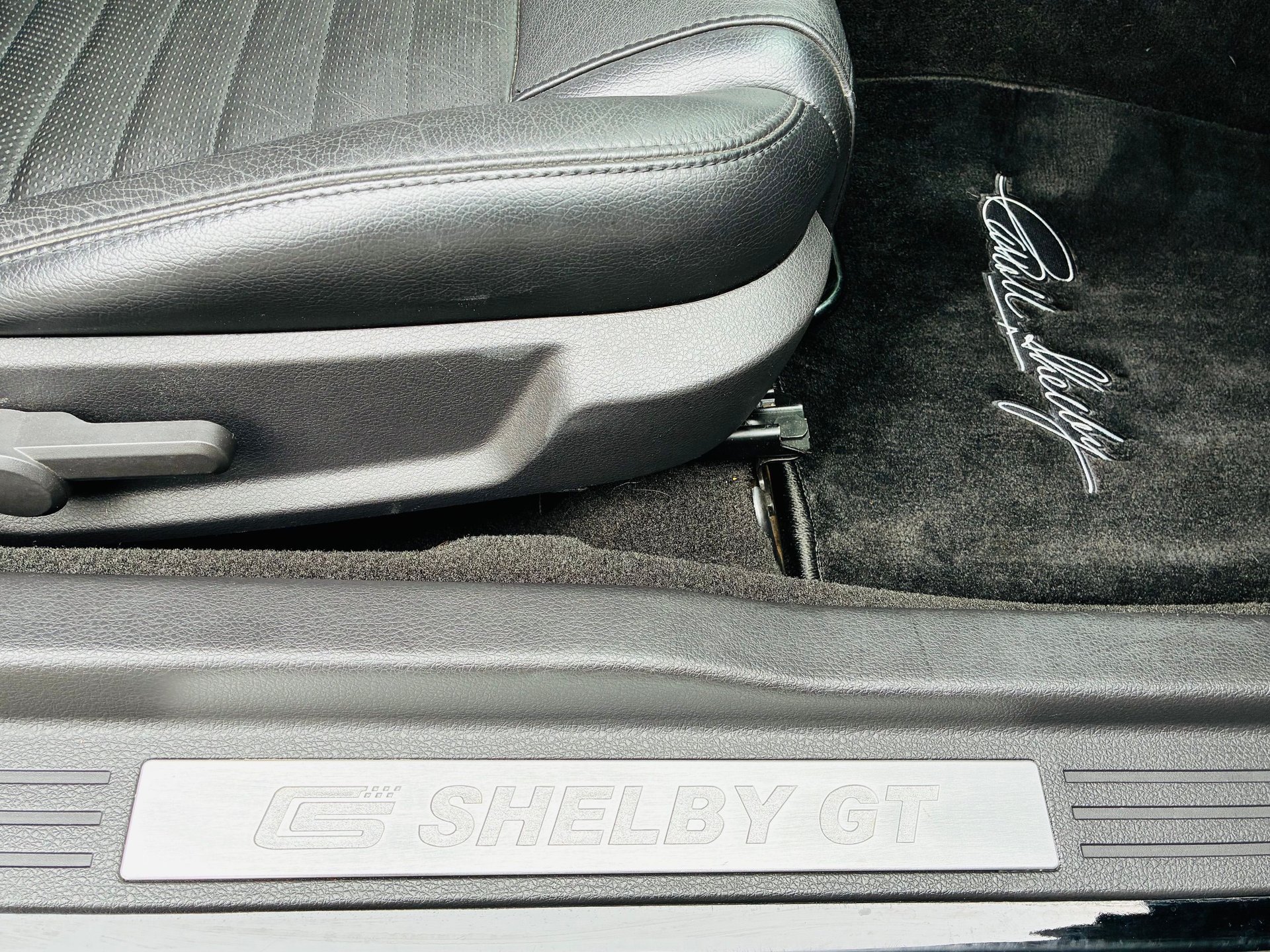 Used 2007 Ford Mustang GT RWD image 38