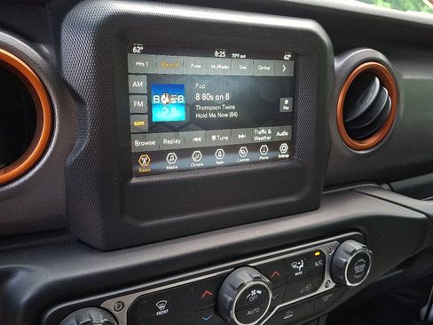 Certified 2021 Jeep Gladiator Mojave AWD/4WD image 17