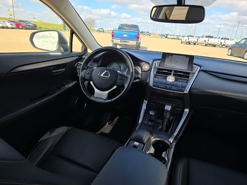 Used 2017 Lexus NX 200t FWD image 16