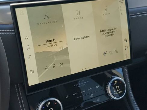 New 2026 Jaguar F-PACE R-Dynamic S AWD/4WD image 31