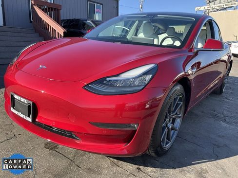 Used 2018 Tesla Model 3 Long Range image 91