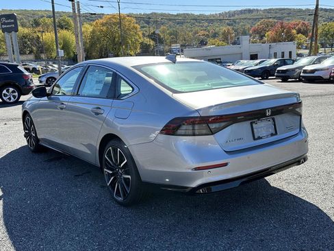 New 2025 Honda Accord Touring image 5