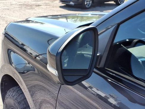 Used 2025 Ford Expedition Tremor AWD/4WD image 47
