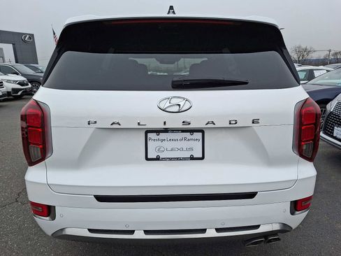 Used 2022 Hyundai Palisade Calligraphy image 5