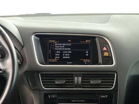 Used 2015 Audi Q5 2.0T Premium Plus w/ Technology Package image 19