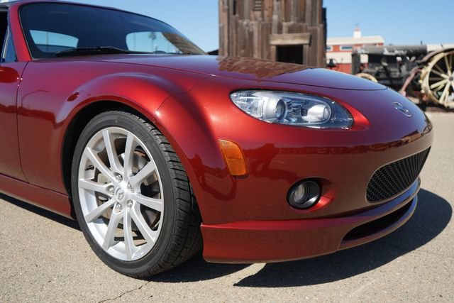 Used 2006 MAZDA MX-5 Miata Sport w/ Appearance Pkg RWD image 21