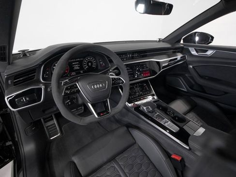 Used 2025 Audi RS 6 performance image 5