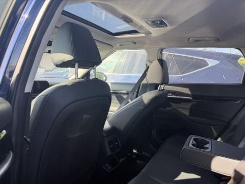 Used 2024 Kia Seltos SX w/ SX Sunroof Package AWD/4WD image 13